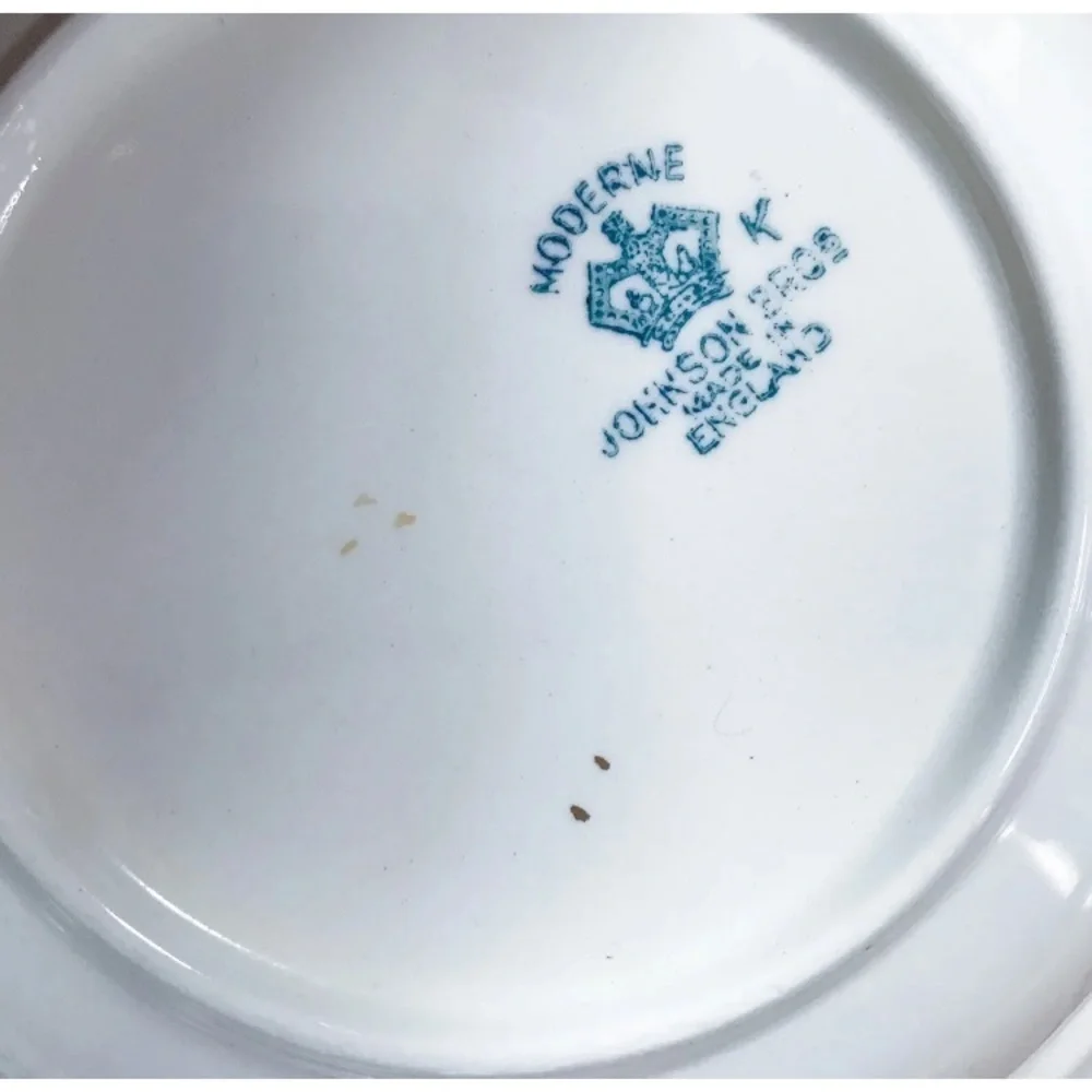 Vintage Johnson Brothers Moderne Dogwood Floral Covered Vegetable Dish Botanical